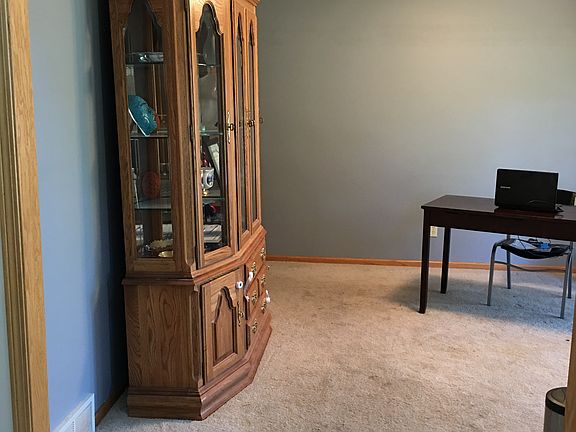 Office / dining room