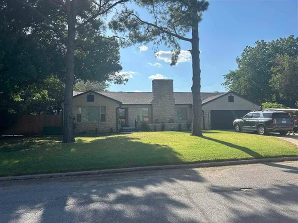 2115 NW Atlanta Ave, Lawton, OK 73505