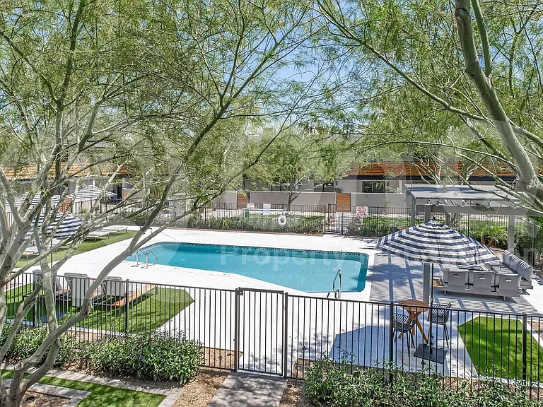 1840 W Thomas Rd #27 — Photo 14