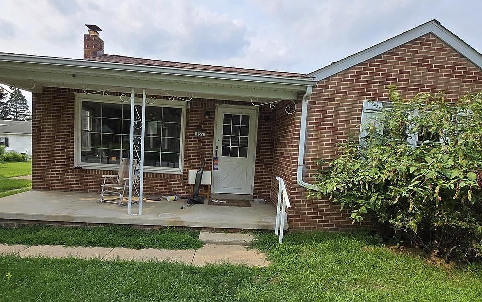1st image of 159 Woodland Ave