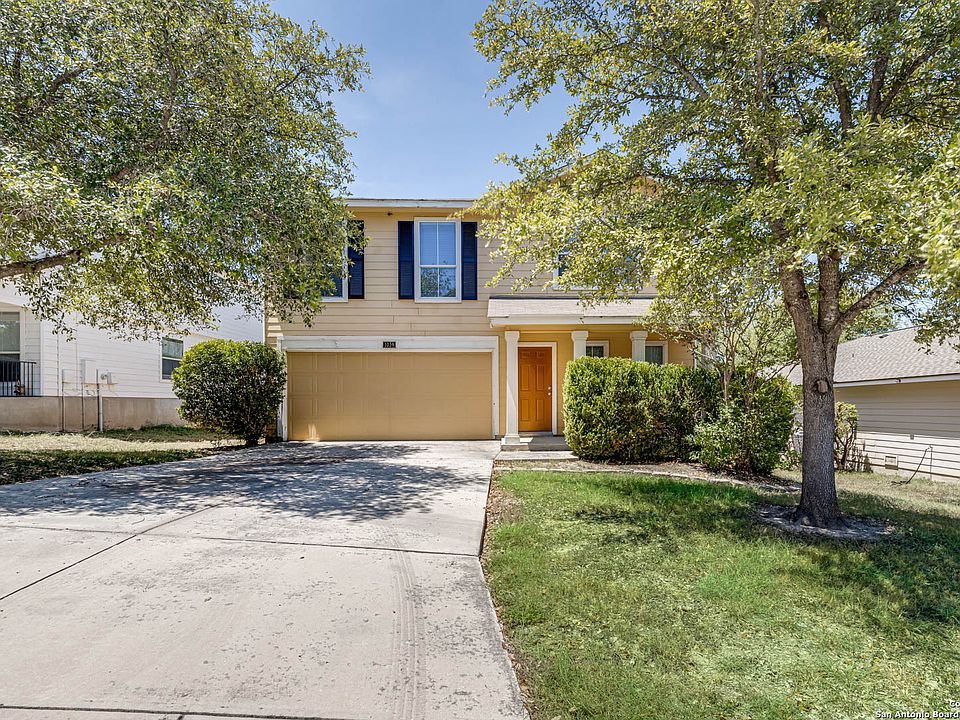 1st image of 1039 DAFFODIL WAY