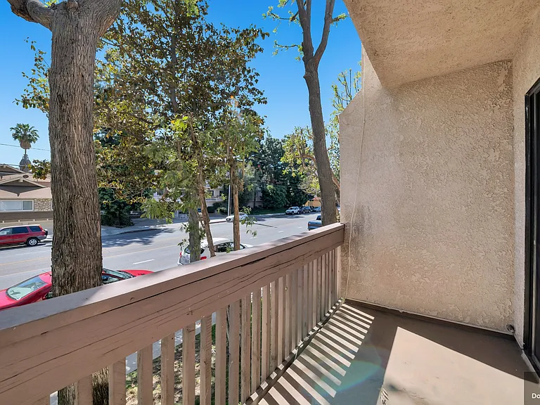15215 Magnolia Blvd #130 — Photo 26