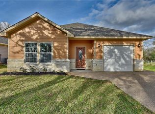 228 Apple St, Bryan, TX 77803