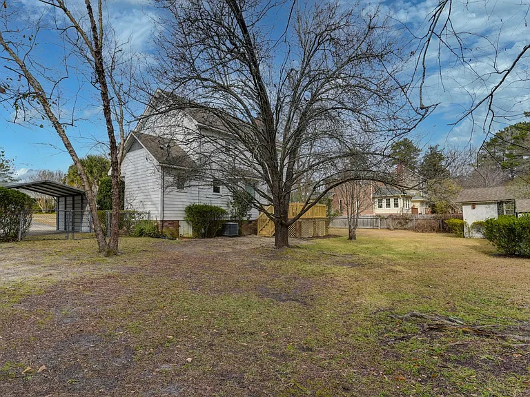 2416 Bendemeer Dr — Photo 24