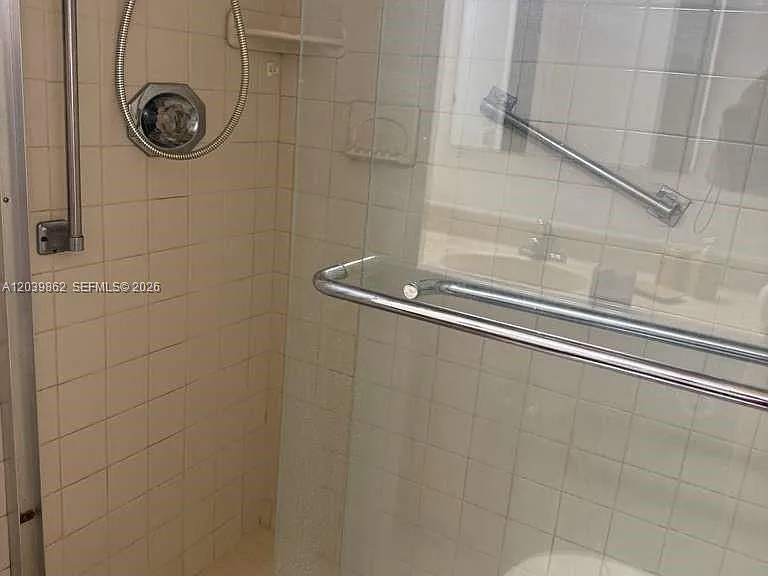 2 Briarwood Cir #212 — Photo 11