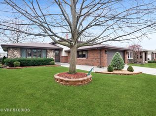6233 Dolores Dr, Oak Forest, IL