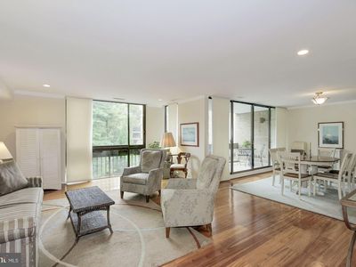 4936 Sentinel Dr Unit 5-202, Bethesda, MD, 20816
