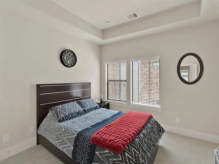 1413 Nagle St — Photo 21