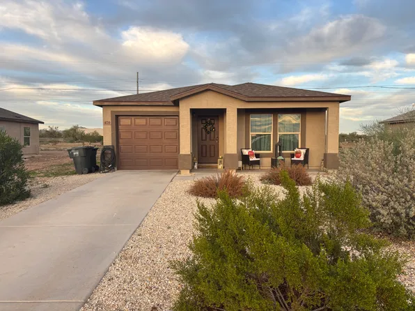 470 Reizen Dr, Morristown, AZ 85342
