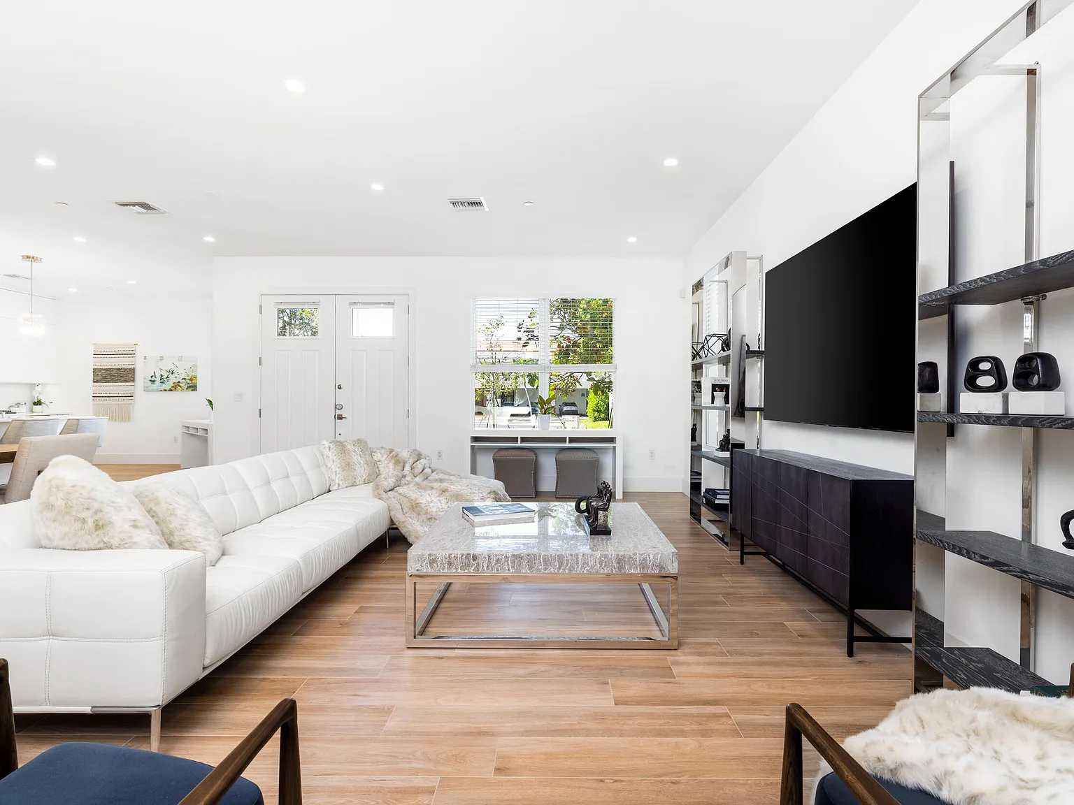 River House — Photo 4