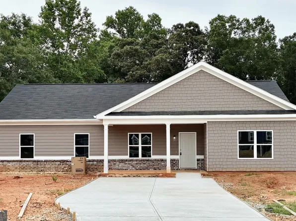 164 Charlotte Dr, Statham, GA 30666