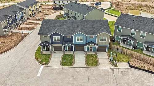 14010 Longstreet #301 Photo 1