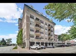 50 N Plum Grove Rd Unit 405, Palatine, IL