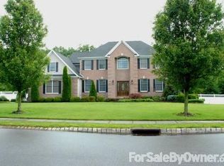 1846 Hidden Brook Ct, Toms River, NJ 08753