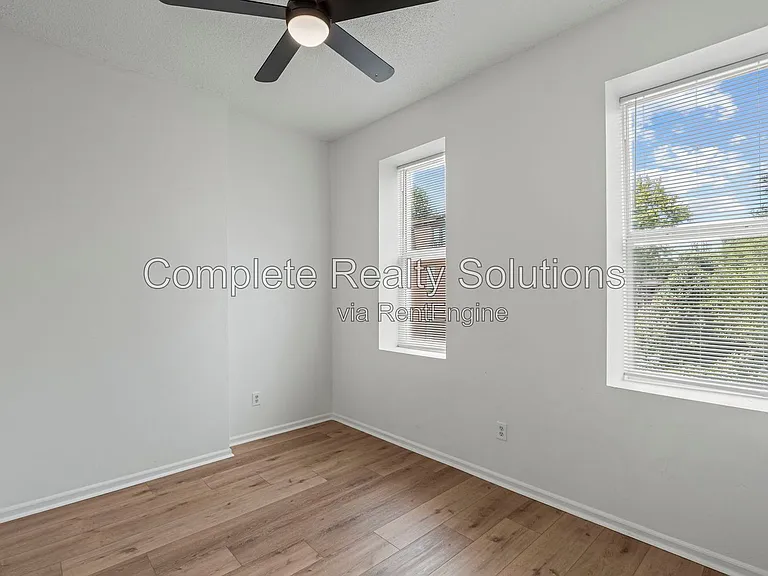 2928 Texas Ave #2F — Photo 16
