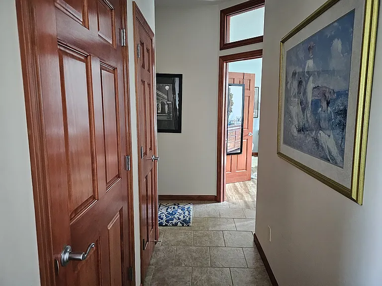 2074 River Point Ct — Photo 9