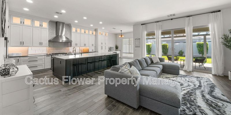 1st image of 10145 E Strobe Ave