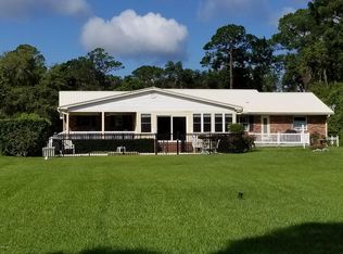 200 White Rd, Crescent City, FL 32112