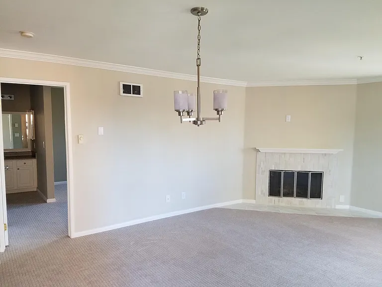 3550 Lebon Dr #6402 — Photo 7