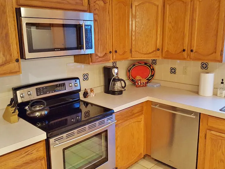 Kitchen with excellent appliances