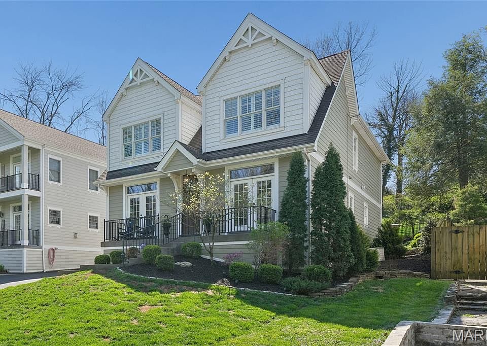 1st image of 34 Burroughs Ln