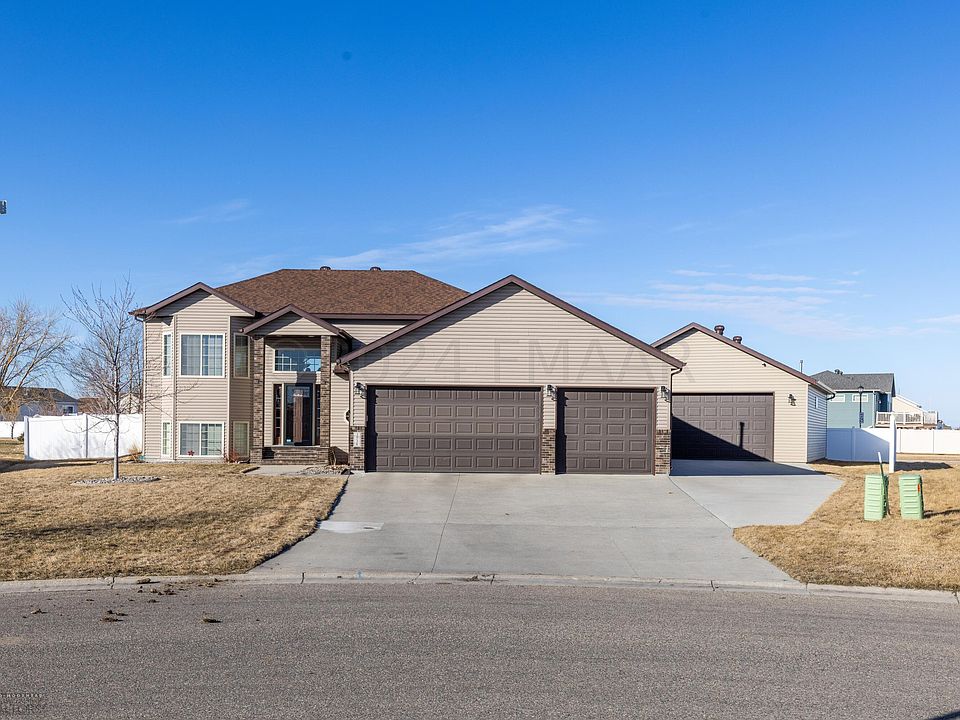 3538 8th St W, West Fargo, ND 58078 | Zillow