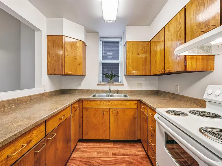 3455A Park Ave — Photo 12