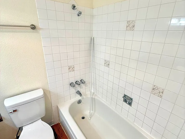 4259 8th Ave NE #3 — Photo 23