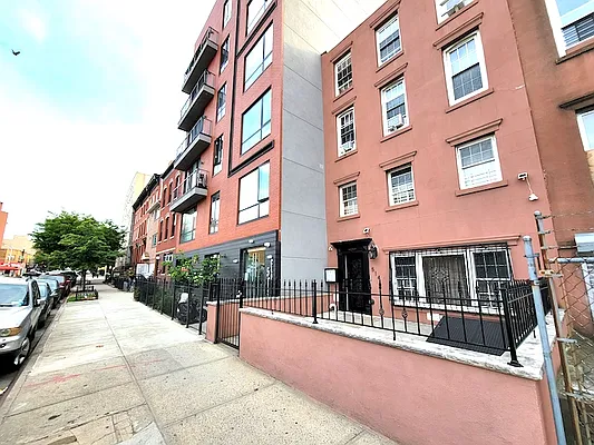 Rented by Ideal Properties Group | media 29