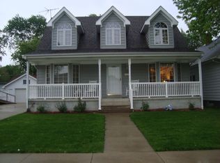 18351 School St, Lansing, IL 60438