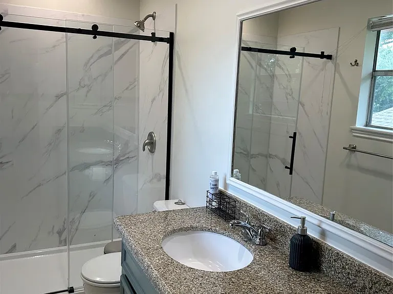 6507 Morningside Dr #UPSTAIRS — Photo 6