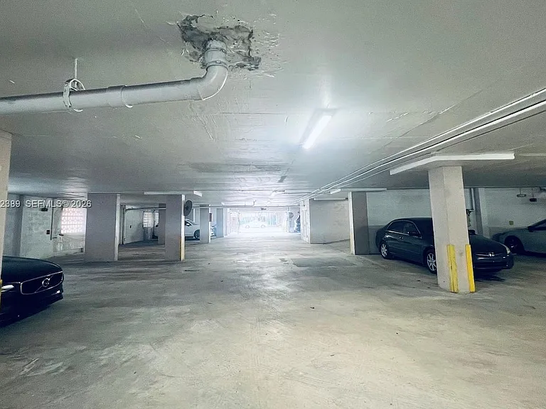 1750 James Ave #5D — Photo 31