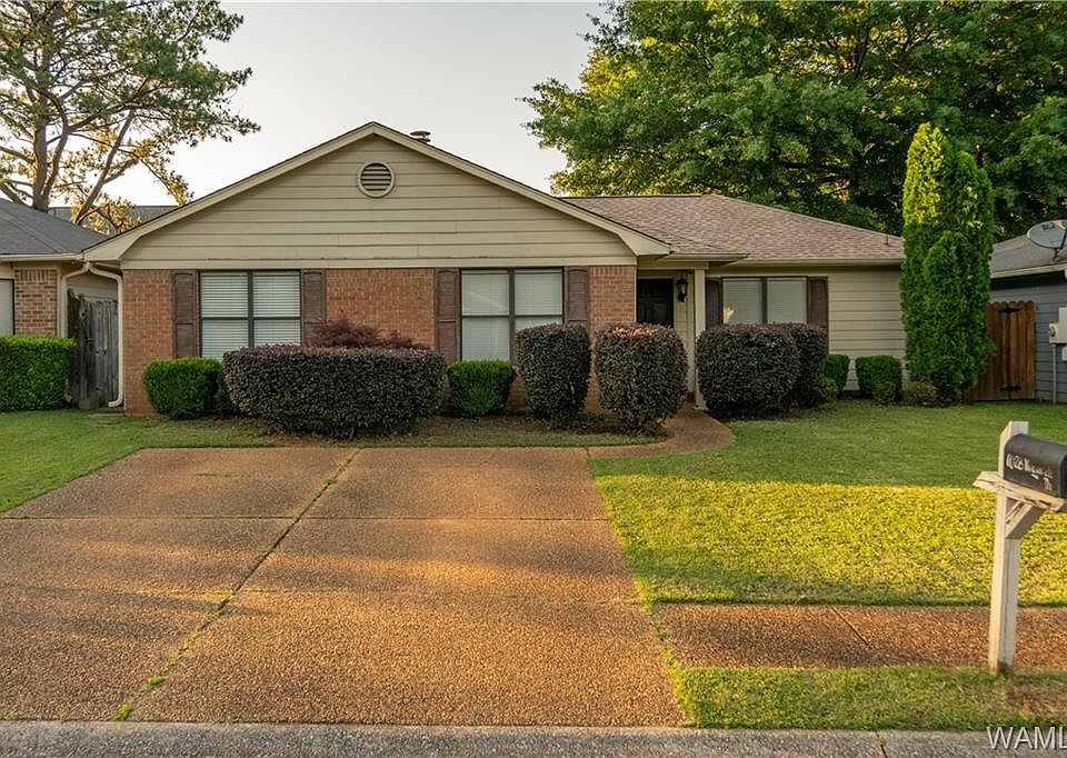 1st image of 1028 Vineyards Dr