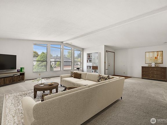 3rd image of 5212 Yakima Lane SE #104