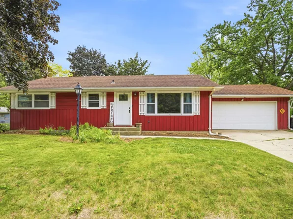 117 Hawthorne Ct, Chilton, WI 53014