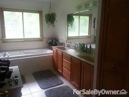 5th image of 30800 Munger Dr