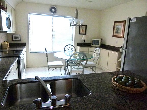 5th image of 11161 Green Lake Dr APT 202