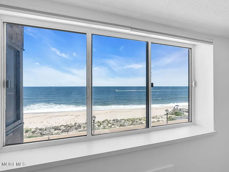 55 Ocean Ave #3L — Photo 25