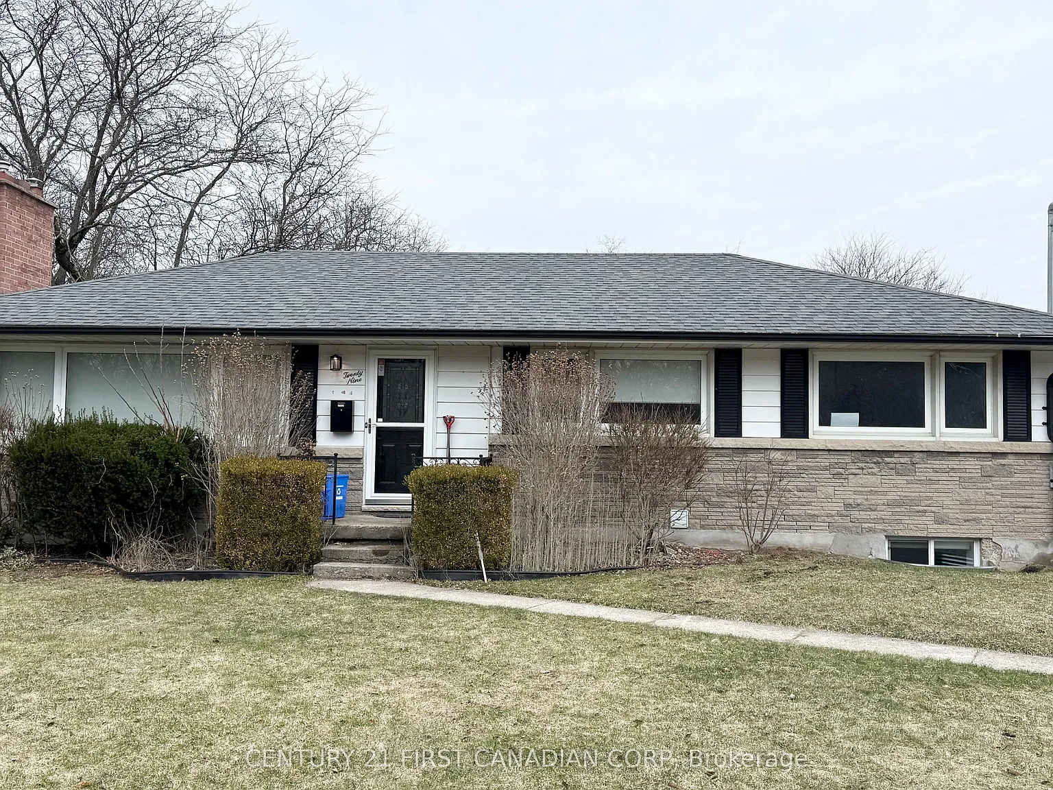 3 bed, $2,650 — Photo 2