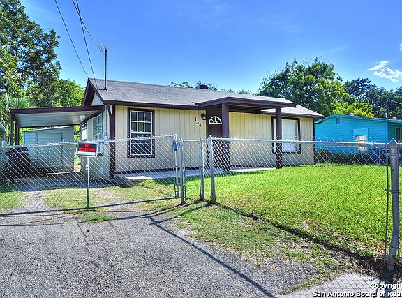 4th image of 134 Lovett Ave