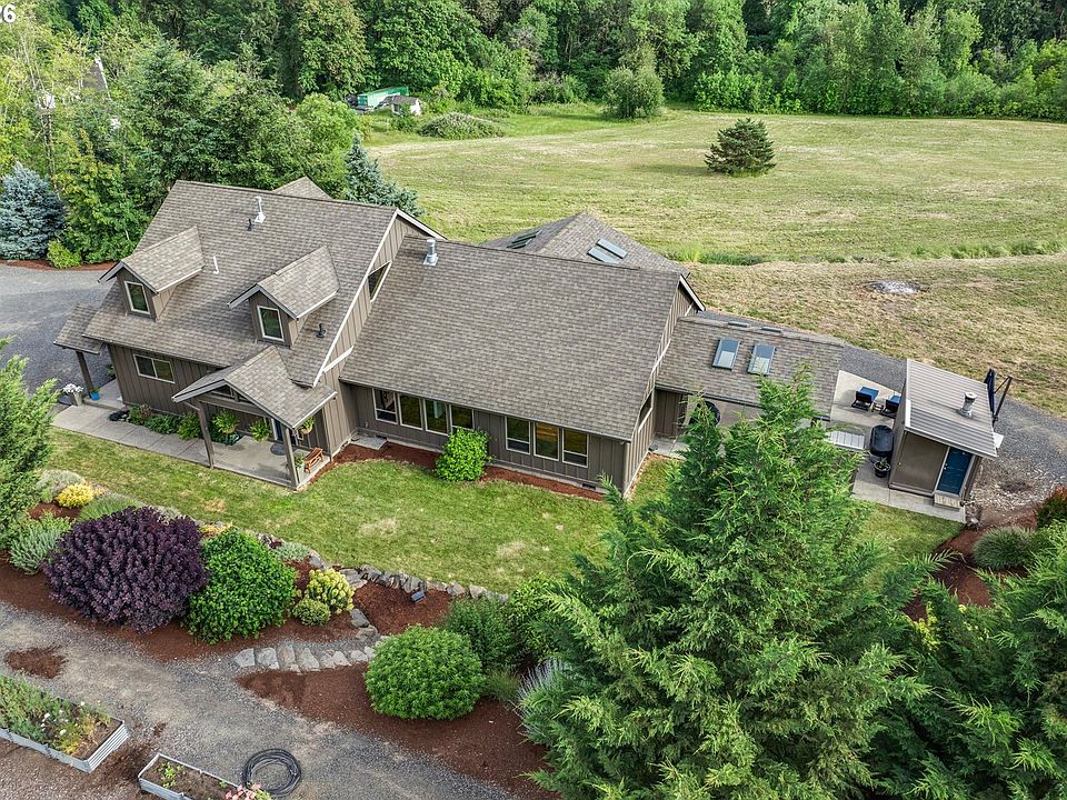 1st image of 22991 NE Fulquartz Landing Rd