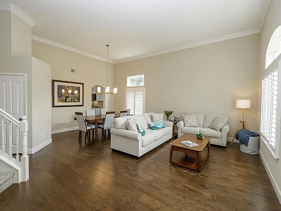 5th image of 1100 Mulberry Ct