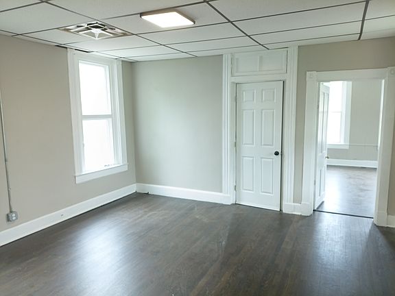 5th image of 2101 Monmouth St #2