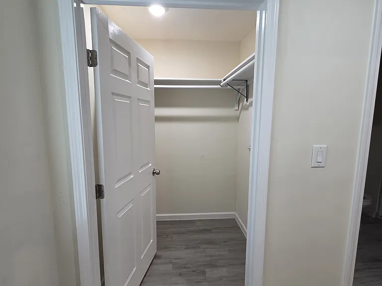 355 N 18th St #2201-1 — Photo 5