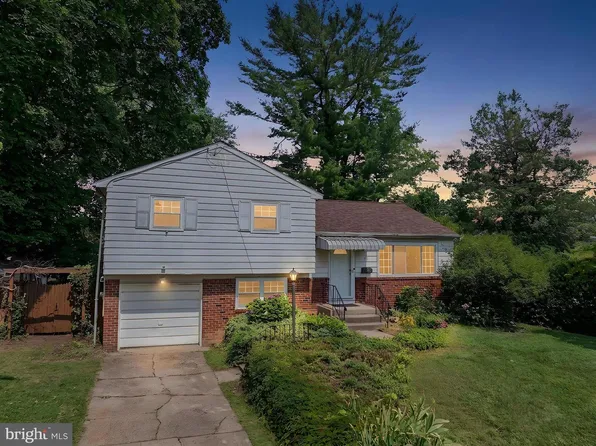 211 Front St, Mount Holly, NJ 08060
