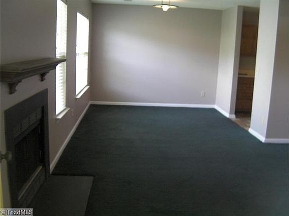 5th image of 1 Meadowood Glen Way APT D