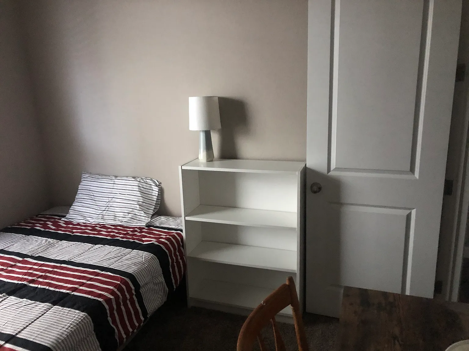 Studio, 3.5 bath, 2107 sqft, $850 — Photo 4