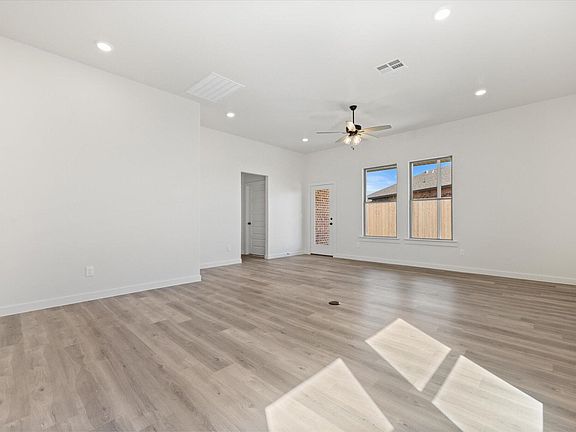 5th image of 7003 53rd St