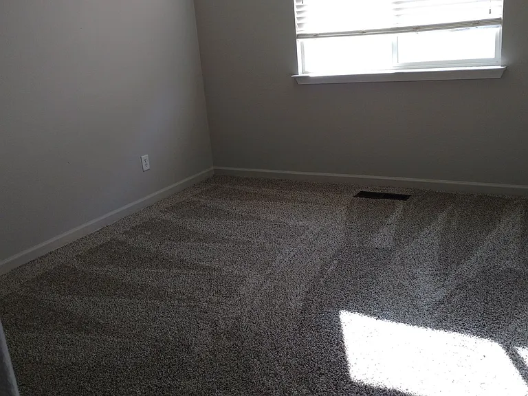 1375 White Bluffs Cir — Photo 8