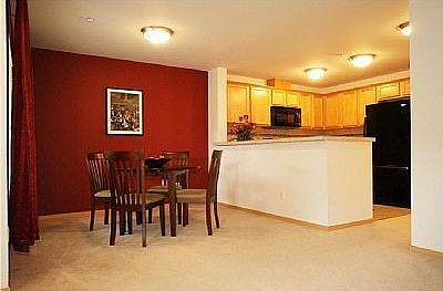 3rd image of 1696 25th Ave NE Unit 102